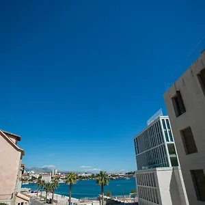 Garden Apartahotel Split