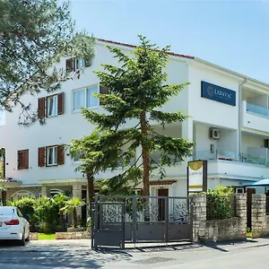Ladavac Bed and breakfast